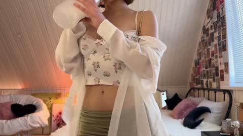 Anika On vacation online show from March 24, 2026, 1:05 pm