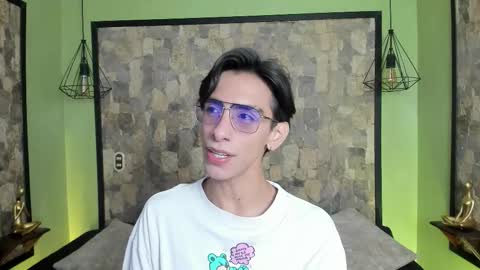 Snapshot of uyukie chatting on November 5, 2025, 12:27 pm UYUKIE online show from November 5, 2025, 12:27 pm