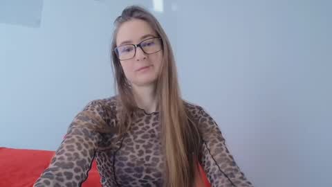 Valensiya online show from March 5, 2025, 8:32 am