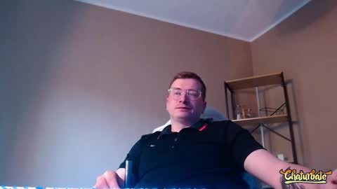 Snapshot of vacation__ chatting on May 20, 2026, 4:35 pm vacation__ online show from May 20, 2026, 4:35 pm