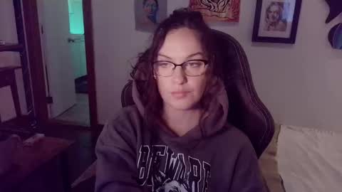 Snapshot of vagelicious chatting on October 8, 2025, 11:30 am vagelicious online show from October 8, 2025, 11:30 am