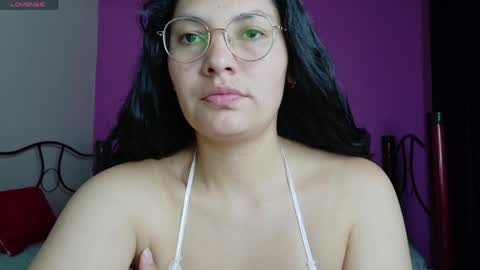 Vainilla online show from April 21, 2026, 2:04 am