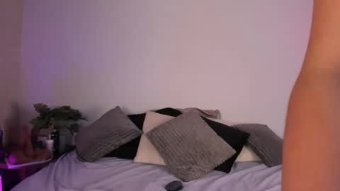 Vainilla online show from October 29, 2025, 4:15 am