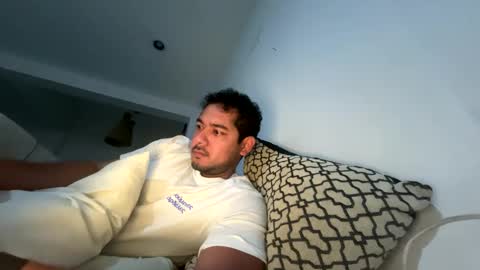 vajkito online show from September 23, 2025, 8:06 am