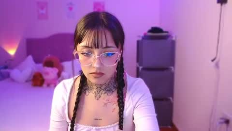 Snapshot of val_azuna chatting on August 6, 2026, 3:58 pm valentina online show from August 6, 2026, 3:58 pm