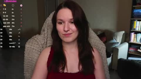 Snapshot of val_manson chatting on May 25, 2026, 8:26 pm Val online show from May 25, 2026, 8:26 pm