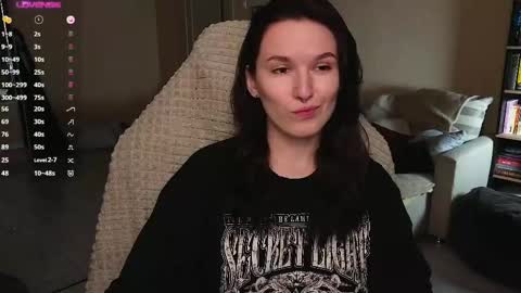 Snapshot of val_manson chatting on May 29, 2026, 9:02 pm Val online show from May 29, 2026, 9:02 pm