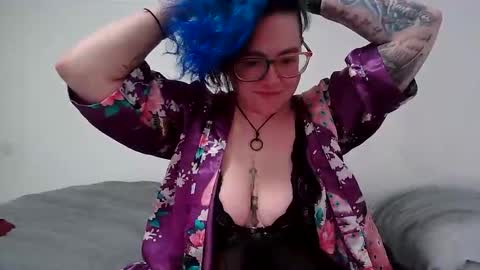 valarieak online show from March 28, 2026, 1:38 am