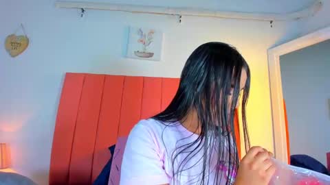 VALENTINA  3 online show from October 7, 2025, 12:02 pm
