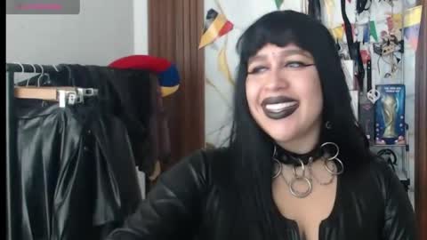 Snapshot of valen_ross7 chatting on June 28, 2026, 9:37 am valen_ross7 online show from June 28, 2026, 9:37 am
