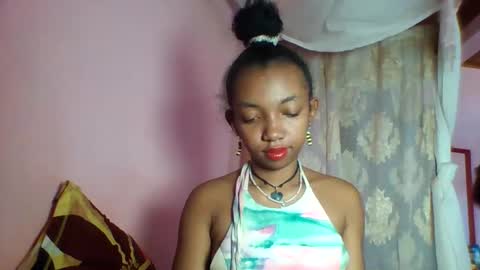 valencia302364 online show from October 17, 2025, 6:38 am