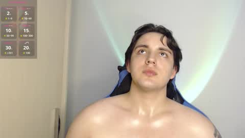 Valentino Leclerk online show from November 20, 2025, 6:46 am