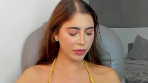 Angela online show from January 14, 2025, 11:27 pm