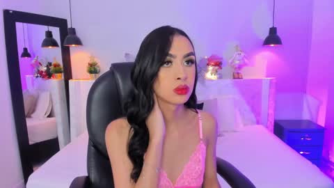 Valentina online show from December 23, 2024, 4:22 am