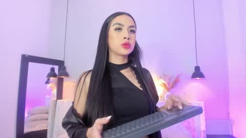 Valentina online show from January 16, 2025, 7:20 pm