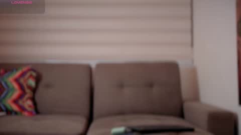 valenthinoking online show from October 13, 2025, 3:50 am