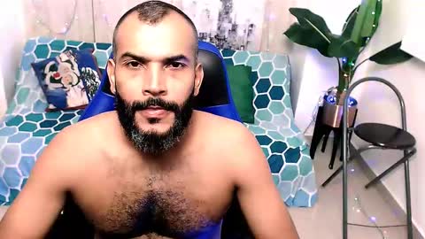 Valentine online show from December 2, 2024, 11:45 am