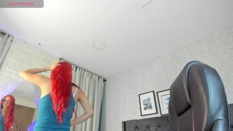 Valen online show from April 14, 2026, 11:38 am