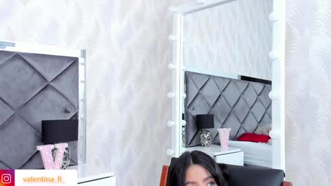 Valentina online show from January 27, 2025, 6:09 pm