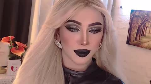 Amanda online show from September 13, 2025, 2:44 am