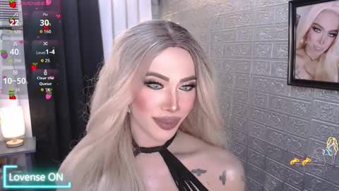 Amanda online show from November 14, 2025, 4:44 am