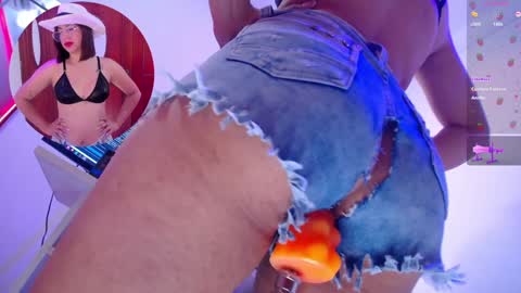 Valentina online show from January 6, 2025, 1:19 pm