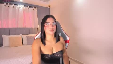 Valentina online show from June 2, 2026, 12:40 pm