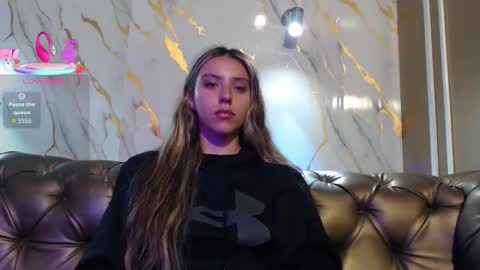 Valentina online show from September 15, 2025, 2:28 pm