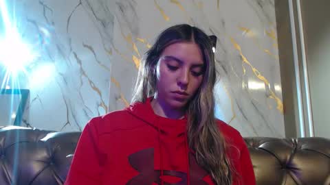 Valentina online show from October 8, 2025, 2:36 pm