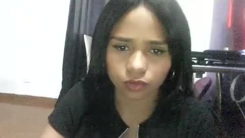 valentinahot_55 online show from October 21, 2025, 2:34 am