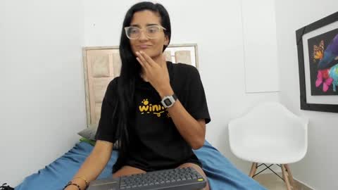 Valentina online show from January 8, 2025, 6:09 pm