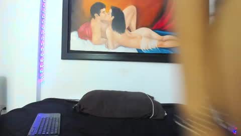 Valentina online show from February 15, 2025, 6:12 pm