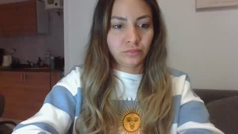 Snapshot of valentinaseleni24 chatting on July 4, 2026, 10:49 pm valentinaseleni24 online show from July 4, 2026, 10:49 pm