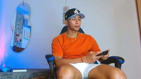 Mistery Guy online show from November 3, 2025, 12:02 am