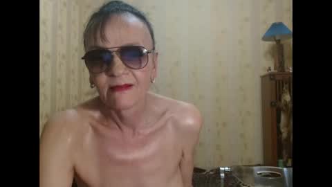 valentijm online show from April 9, 2026, 8:25 pm