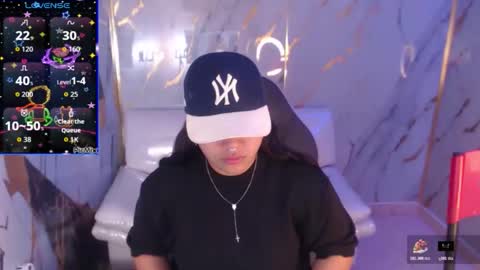 valeri_harpers4 online show from October 23, 2025, 4:39 pm