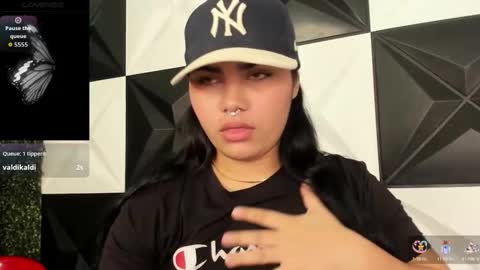 Snapshot of valeri_harpers4 chatting on February 4, 2026, 2:17 am valeri_harpers4 online show from February 4, 2026, 2:17 am