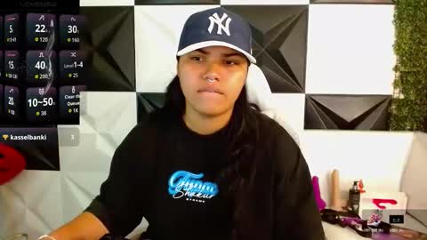 Snapshot of valeri_harpers4 chatting on February 19, 2026, 2:18 am valeri_harpers4 online show from February 19, 2026, 2:18 am