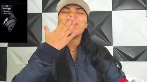 Snapshot of valeri_harpers4 chatting on February 20, 2026, 1:24 am valeri_harpers4 online show from February 20, 2026, 1:24 am