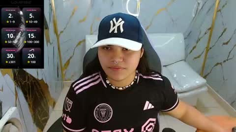 valeri_harpers4 online show from April 1, 2026, 2:23 am