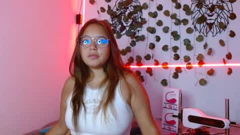 valeria online show from December 5, 2024, 5:37 am