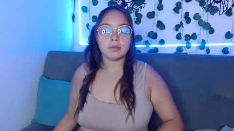 valeria online show from January 3, 2025, 4:11 am