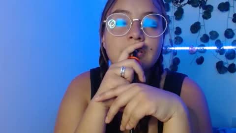 valeria online show from January 19, 2025, 11:12 am