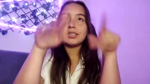 valeria online show from March 2, 2025, 8:38 am