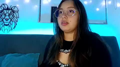 valeria online show from September 21, 2025, 4:47 am
