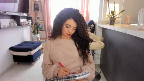 Snapshot of valeria_rosses chatting on April 21, 2026, 4:45 pm Valeria online show from April 21, 2026, 4:45 pm