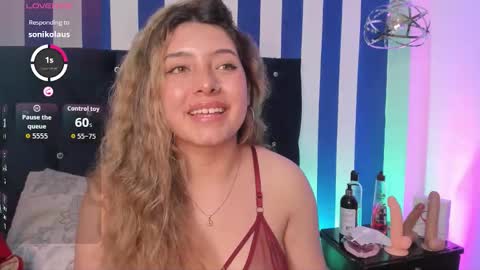 valeria_rouse28 online show from September 27, 2025, 4:56 pm