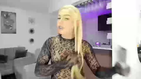 valeriadollks online show from September 25, 2025, 11:41 pm