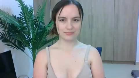 valeriafrannco online show from January 21, 2025, 12:04 am