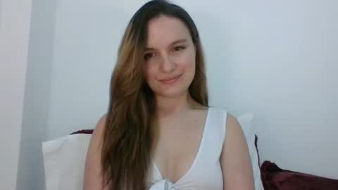 valeriafrannco online show from January 22, 2025, 1:20 am